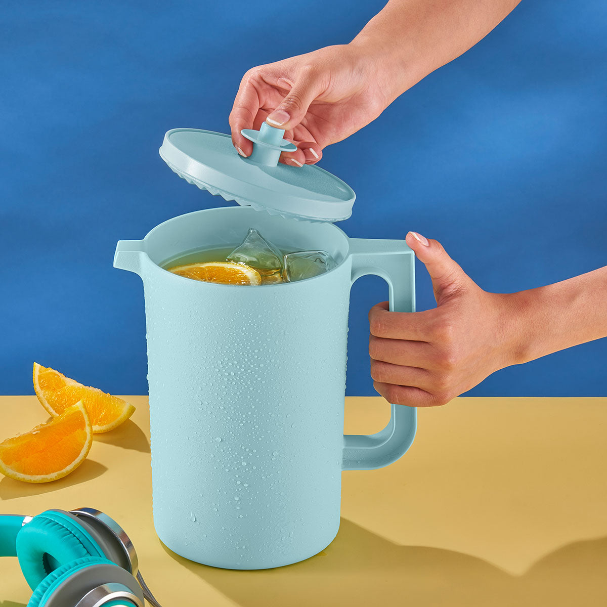 Classic Sheer® Pitcher Set with Push-Button Lid – 2 Sizes, Blue & Yellow