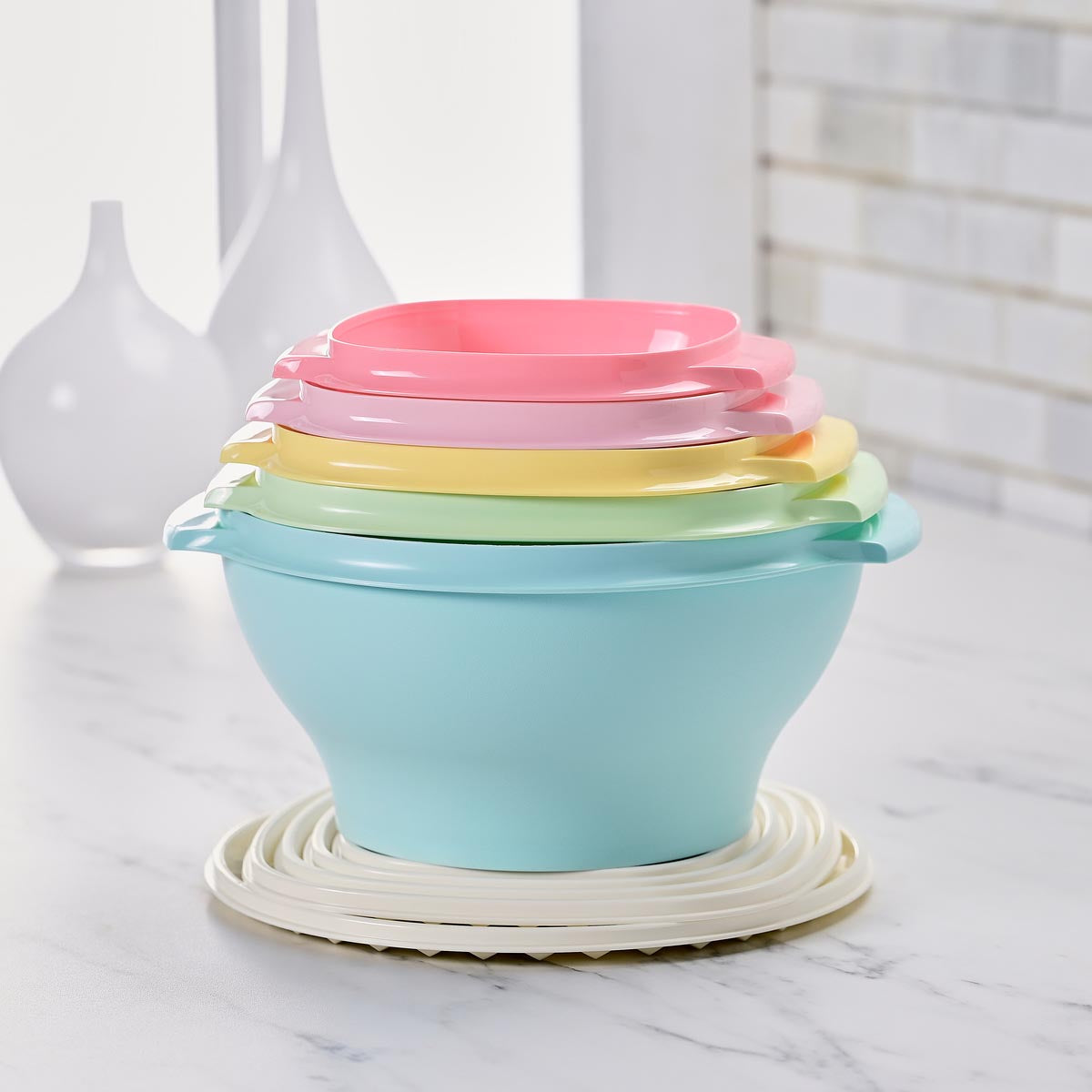 Vintage Servalier® 5-Piece Mixing Bowl Set with Lids